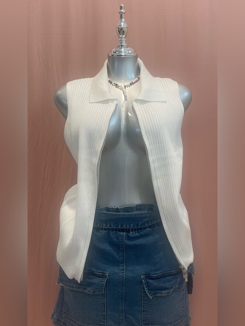 Collared Ribbed Zip Tank - White - Picture 2 of 2